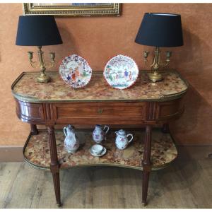 Une Console- Desserte Louis XVI En Acajou
