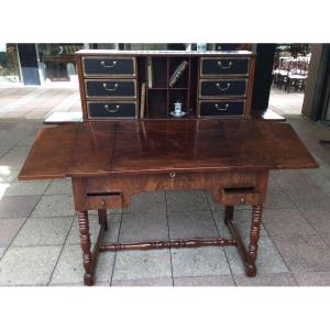 Original grand bureau de pente en acajou du XIXe siècle