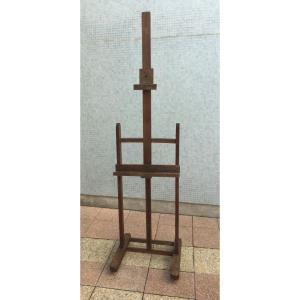 A Large Easel.