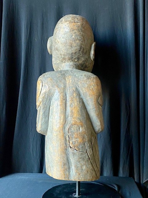 Statue faîtière Iatmul, Papouasie, Nouvelle Guinée -photo-3