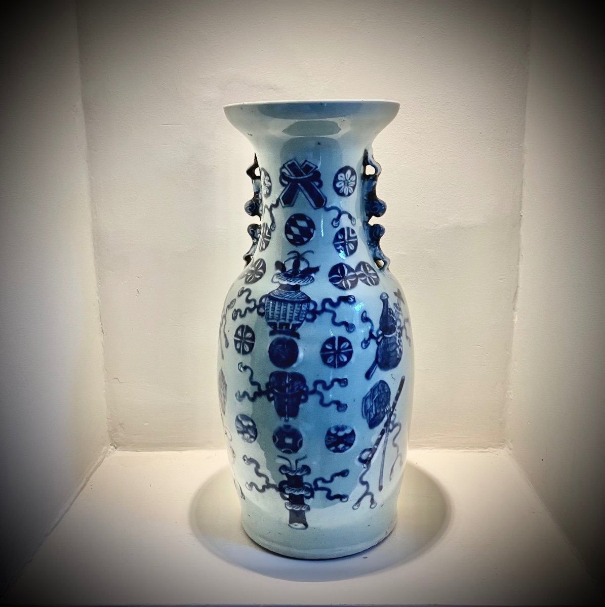 Chine Vase Balustre En Porcelaine à Décor émaillé Céladon Et Bleu Milieu XIX ème -photo-3
