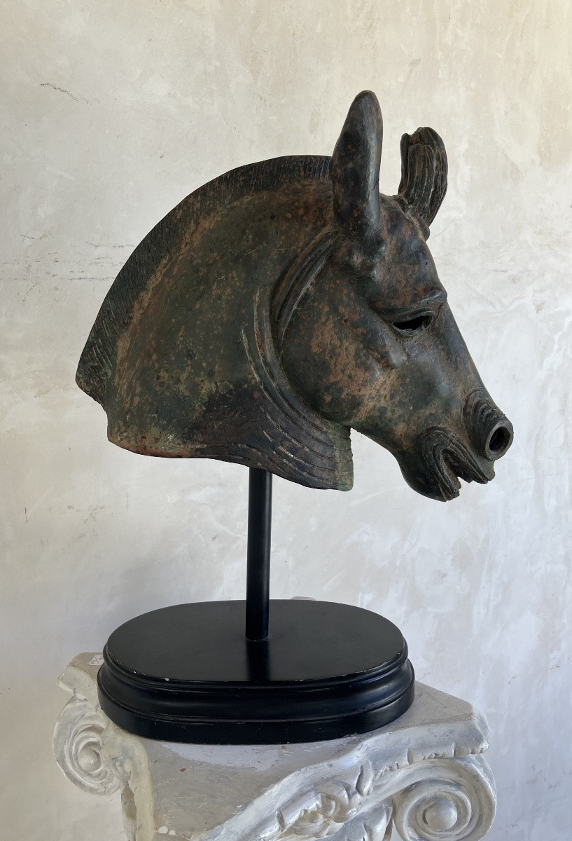 Sculpture de tête de cheval en bronze patiné -photo-2