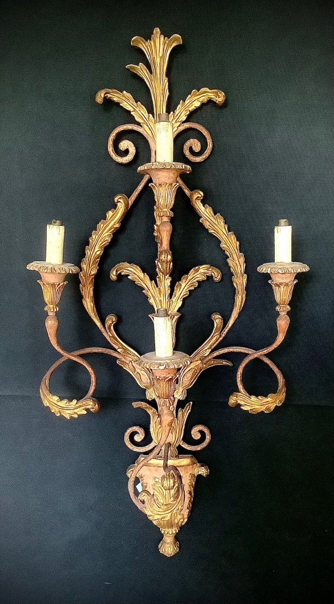 Suite De Trois Grandes Appliques En Bois Doré De Style Louis XV -photo-4