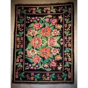 In The Taste Of Madeleine Castaing Killim Rug With Roses