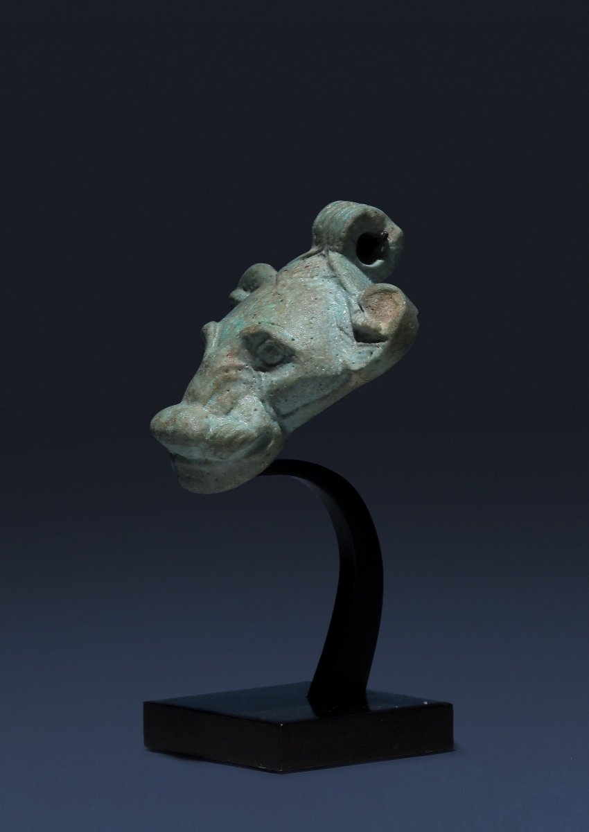 Lioness Head, Achaemenid Amulet Pendant-photo-3