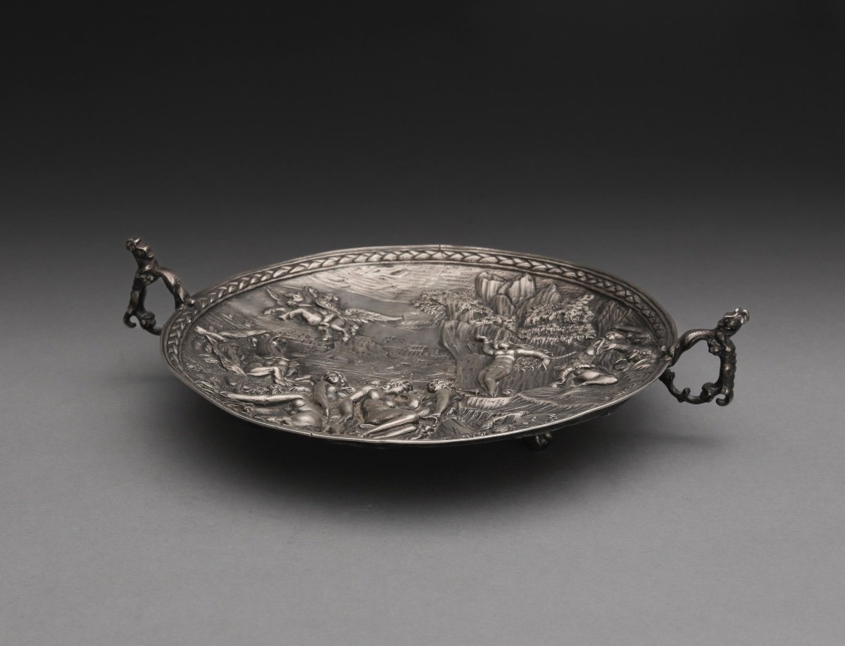 Relief Circulaire Figurant Persée Délivrant Andromède-photo-3