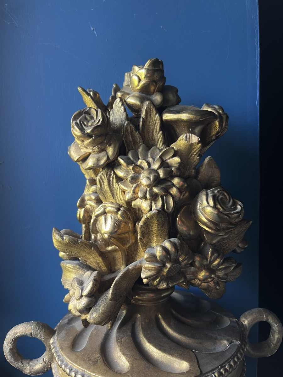 Bouquet De Fleurs Jaillissant D’une Urne - Bois Doré Sculpté De La Fin Du XVIIIe Siècle 18e-photo-1