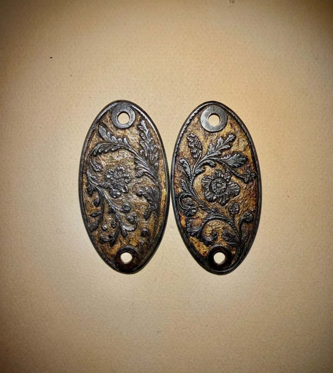 Eléments d'harnachement d'armure de cheval - XVIe siècle 16e-photo-1