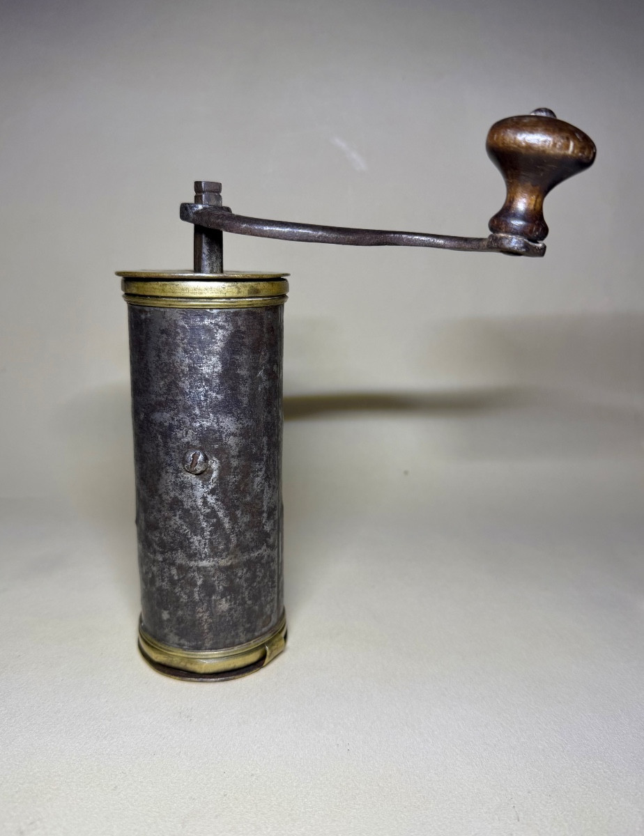 Travel Coffee Grinder - 18th Century