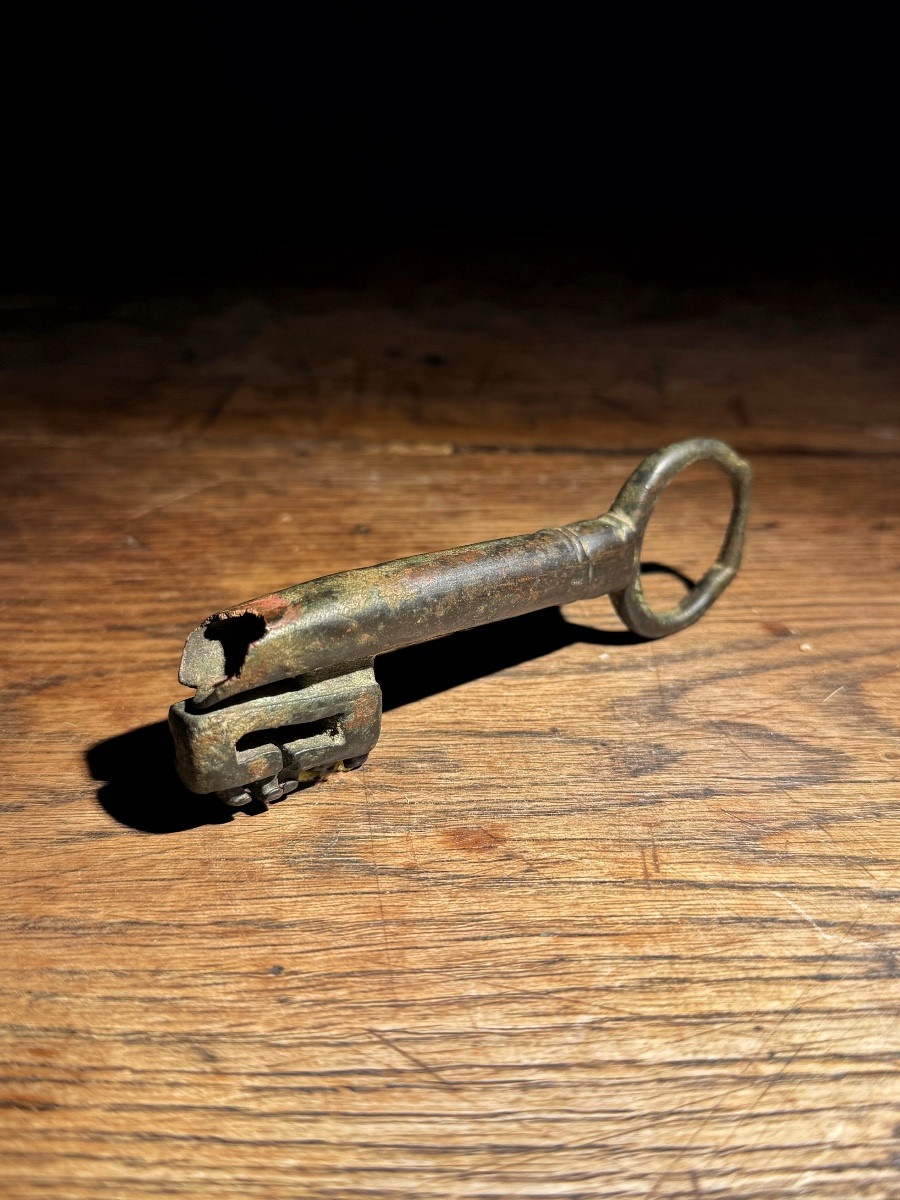 Bronze Key - Early Gothic - 13th Century-photo-2