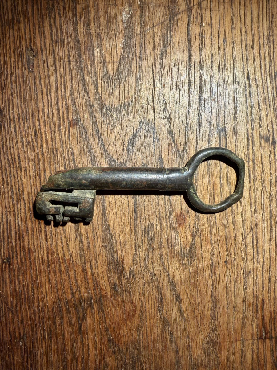 Bronze Key - Early Gothic - 13th Century-photo-4