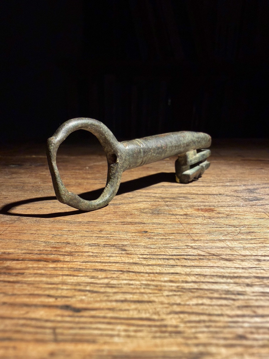Bronze Key - Early Gothic - 13th Century-photo-3