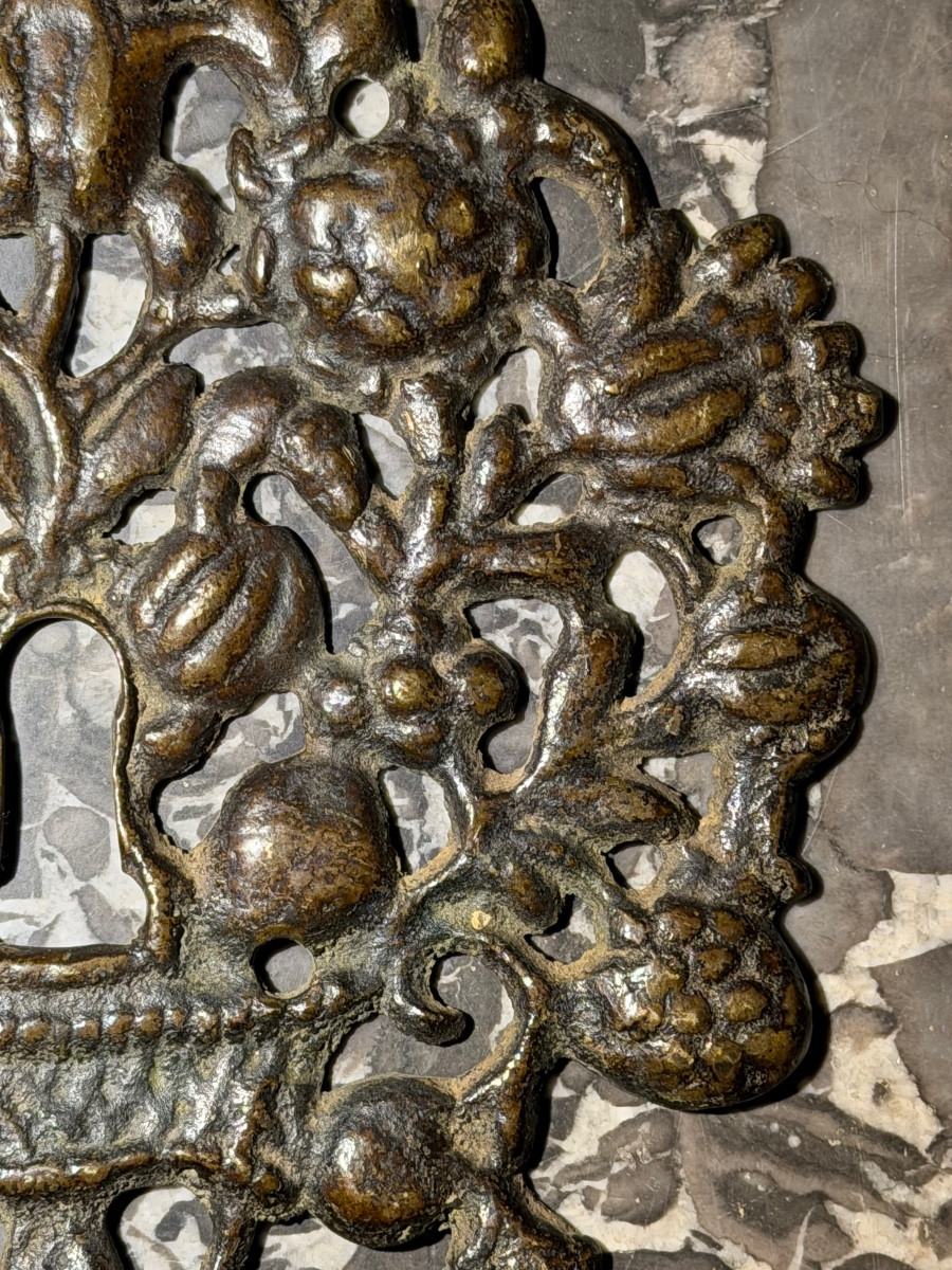 Bronze Keyhole - 17th Century-photo-2