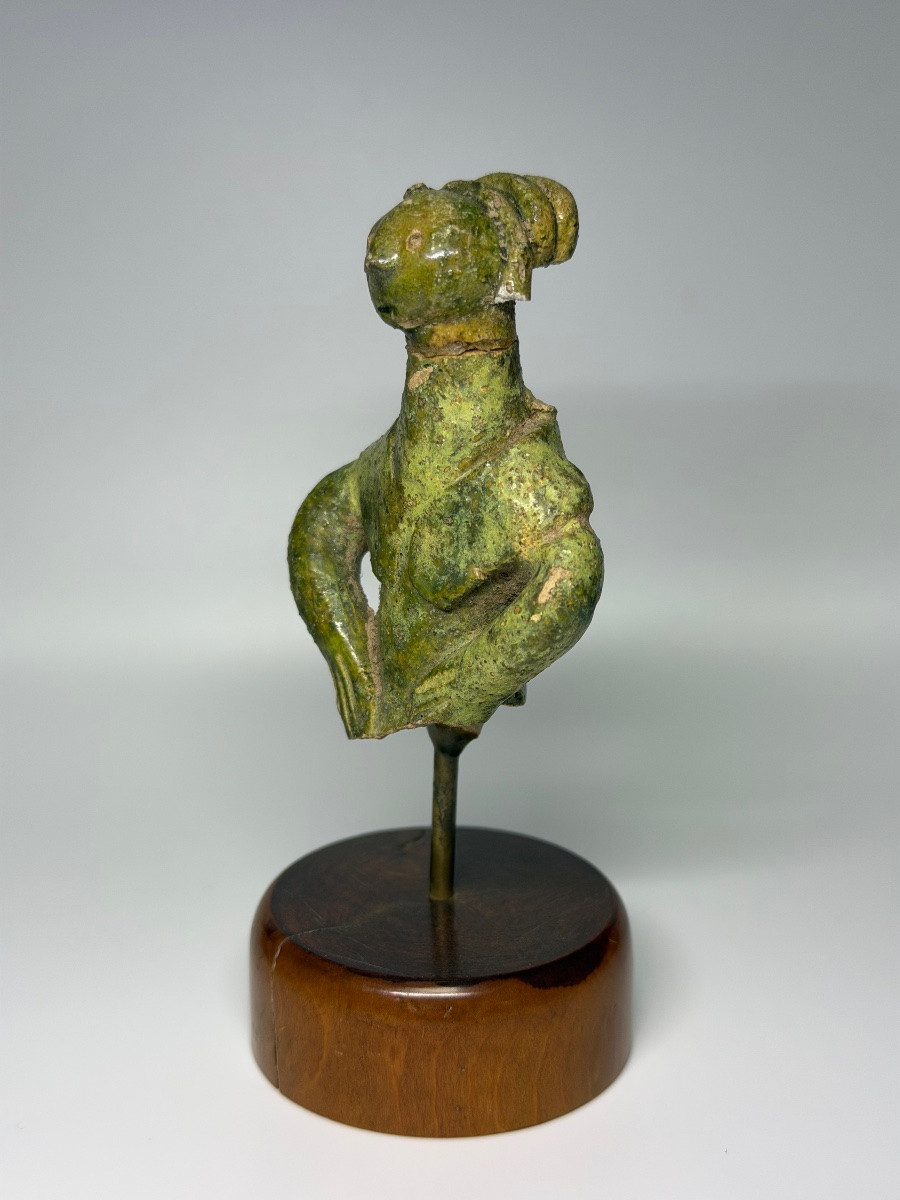 Young Woman - Glazed Earthenware - Saintonge - 17th Century-photo-1