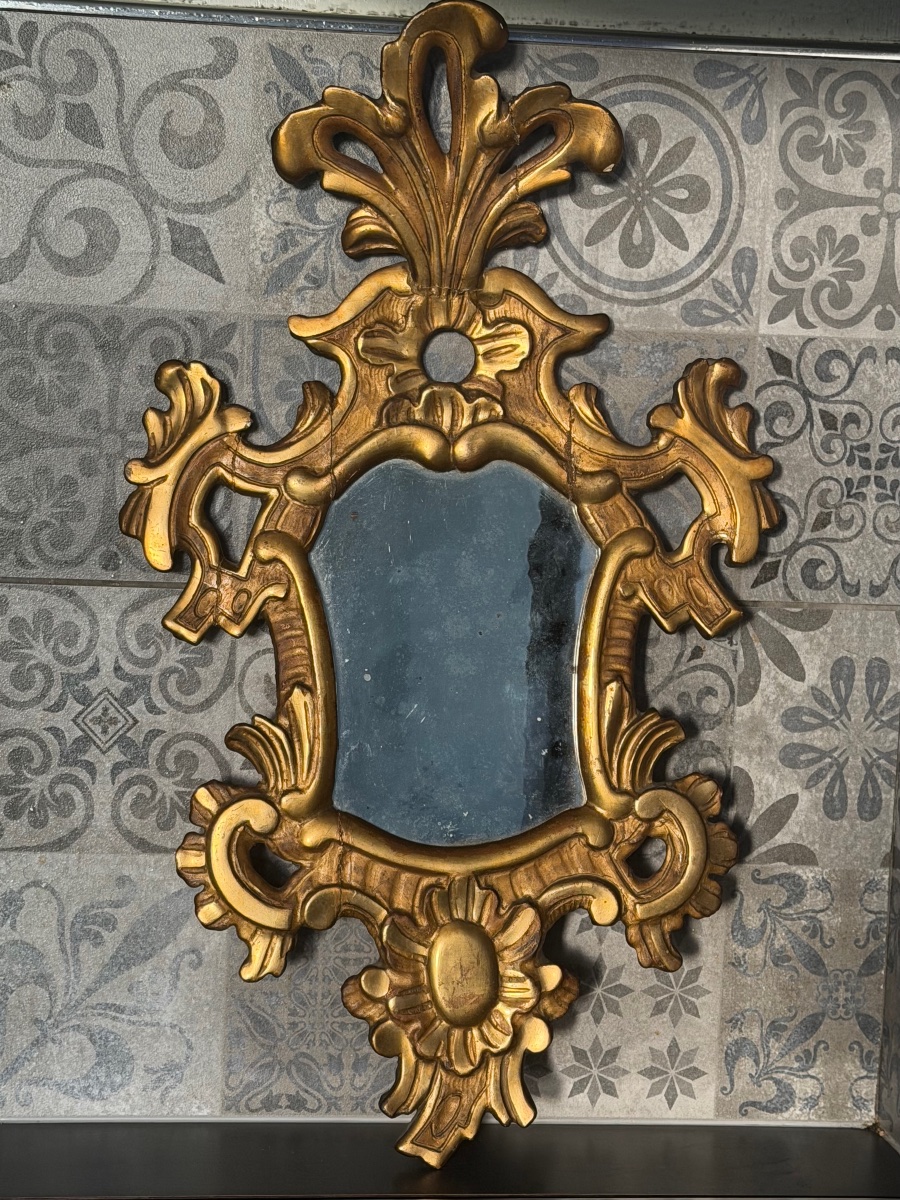 Italian Carved And Gilded Wooden Mirror -18th Century