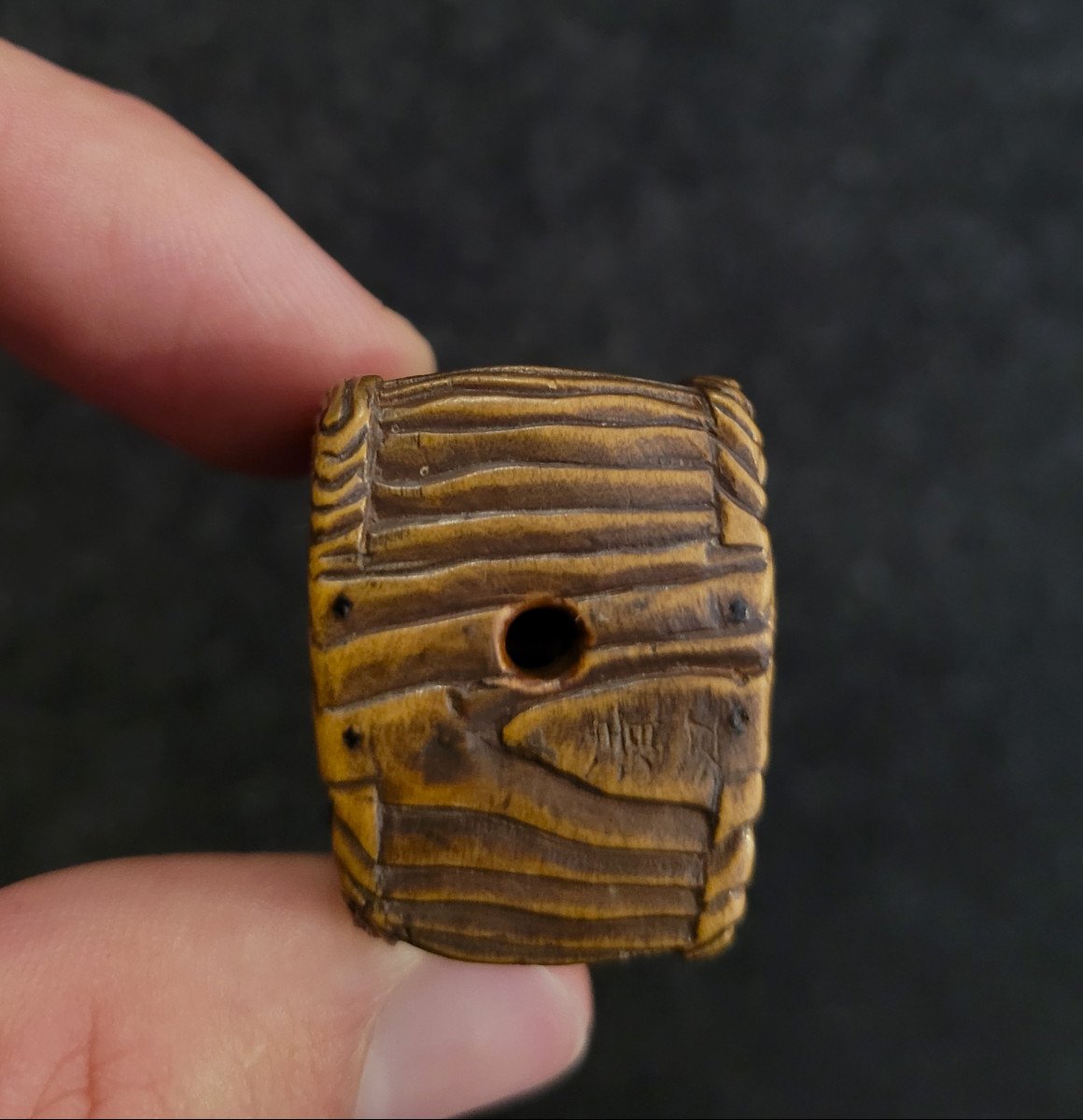 Netsuke - Snail On A Box - Wood-photo-3