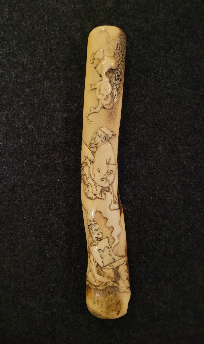 Kiseru Zutsu - Kinko Sennin With Carp - Deer Antler - 19th Century -photo-2