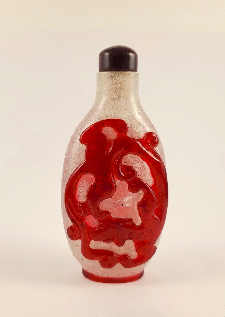 Red Overlay Glass Snuff Bottle With Dragon Chi Decor 