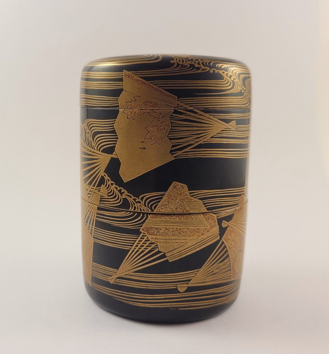 Small Cylindrical Box - Fans In The Waves - Japan - 19th Century-photo-1