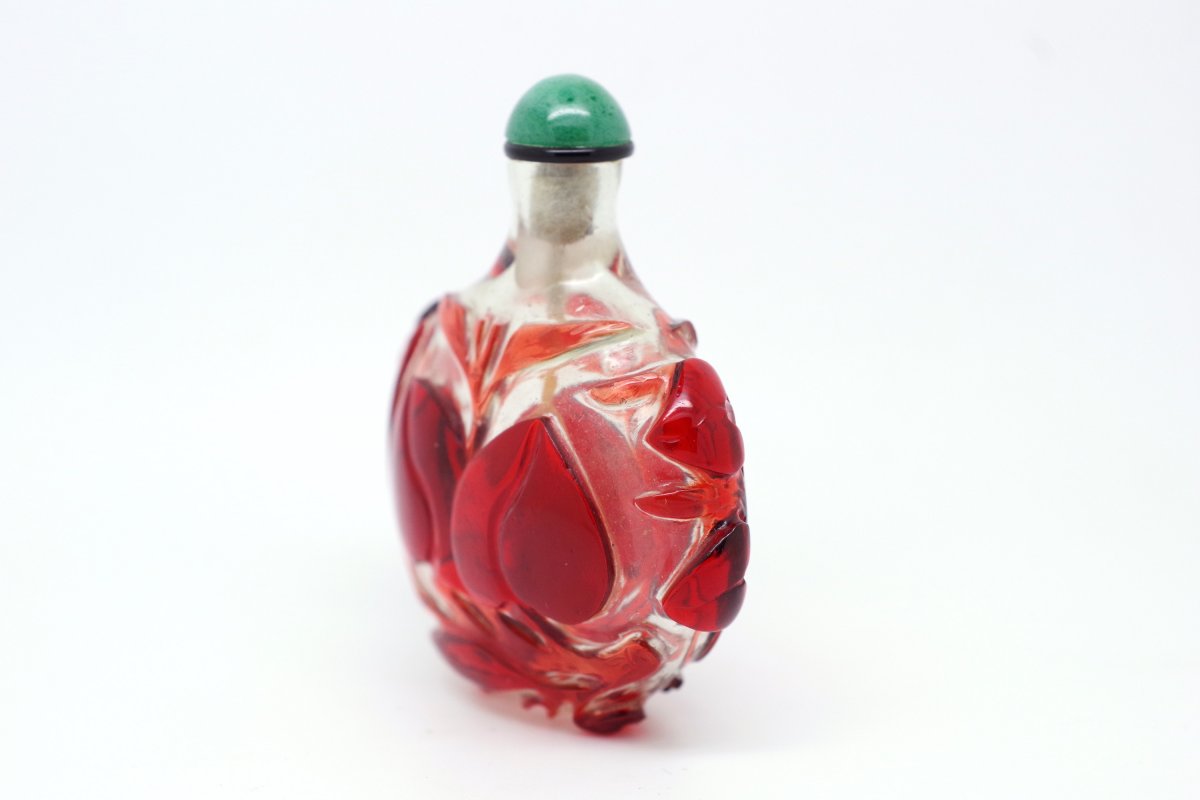 Chinese Snuff Bottle Glass Overlay Red On Transparent Background, Peaches Decor, 19th China-photo-2