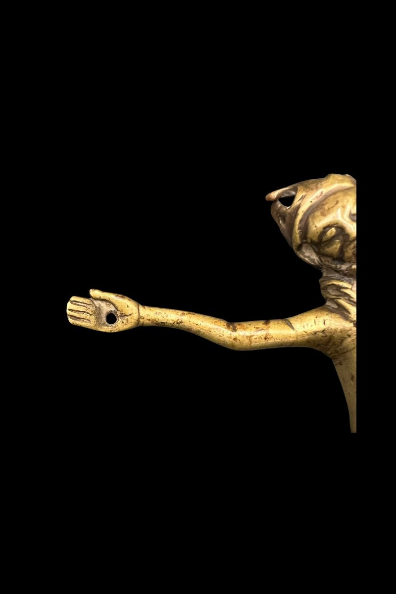 Large Bronze Christ-photo-4