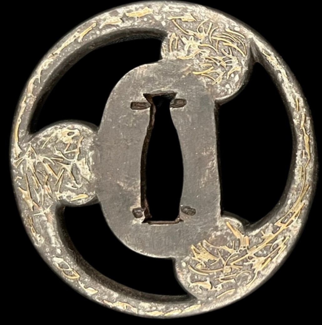 Tsuba en fer à décor végétal en Zôgan – Début époque Edo (XVIIe–XIXe siècle)-photo-3