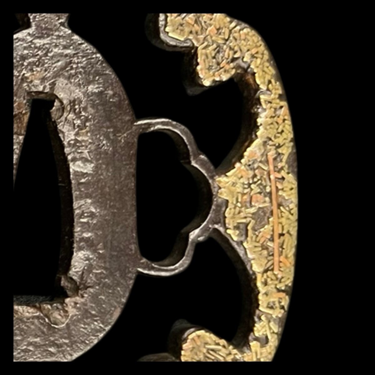 Tsuba en fer à décor Zôgan – Epoque Edo (XVIIe–XIXe siècle)-photo-3