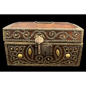 Coffret à âme en bois recouvert de cuir 