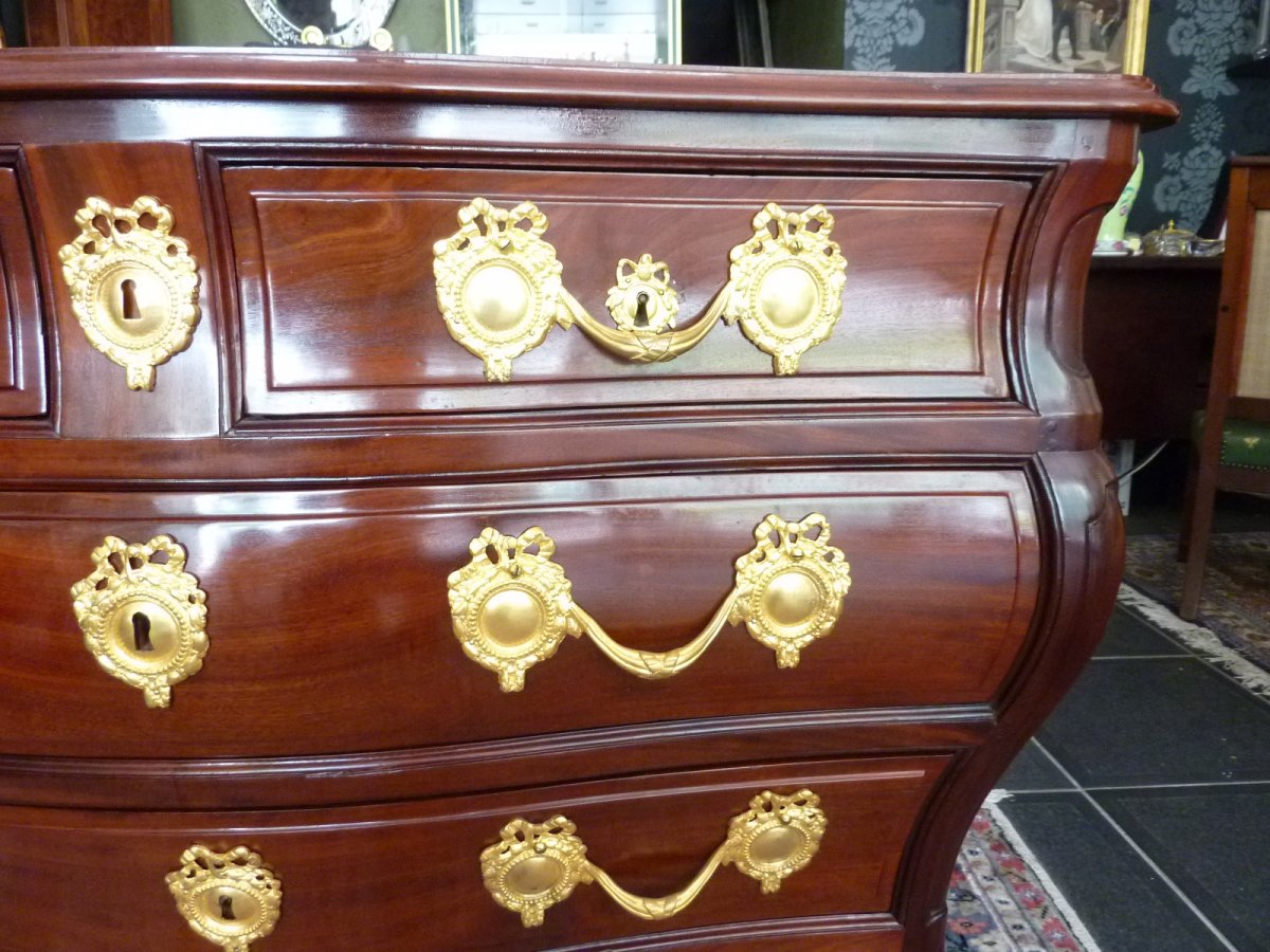 Commode Bordelaise En Acajou De Cuba époque XVIIIe-photo-3