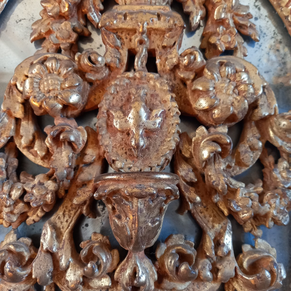 MIROIR DÉCORATIF- ÉPOQUE RÉGENCE -photo-1