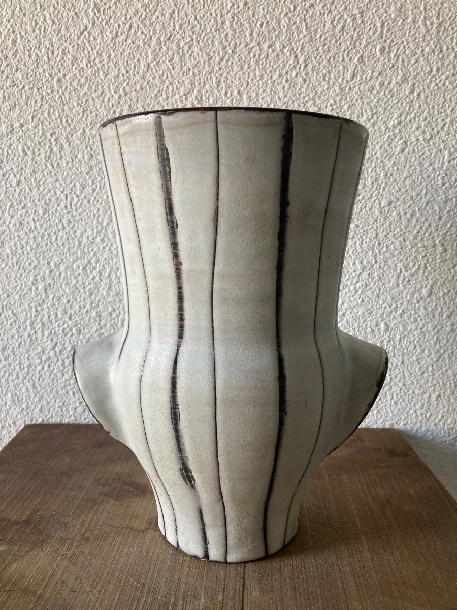 Vase à Oreilles
