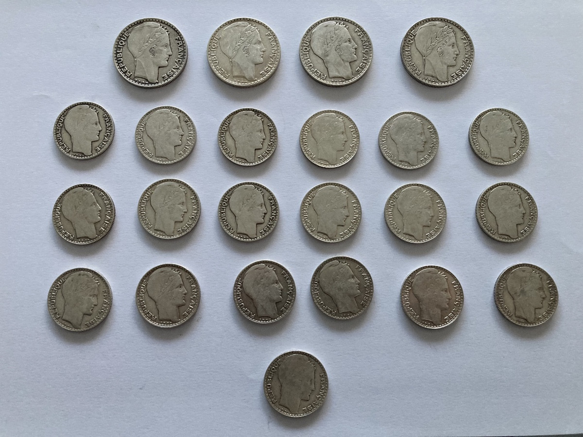 19 Silver 10 Franc Turin Coins And 4 Silver 20 Franc Turin Coins.-photo-2