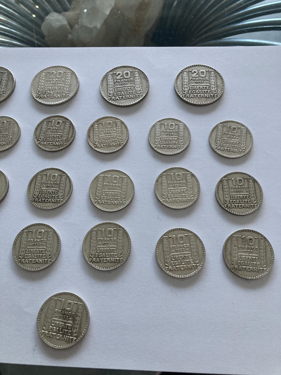 19 Silver 10 Franc Turin Coins And 4 Silver 20 Franc Turin Coins.-photo-1