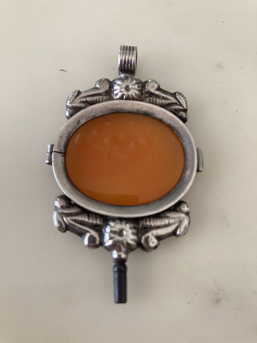 Grande clé de montre en argent et cornaline-photo-2