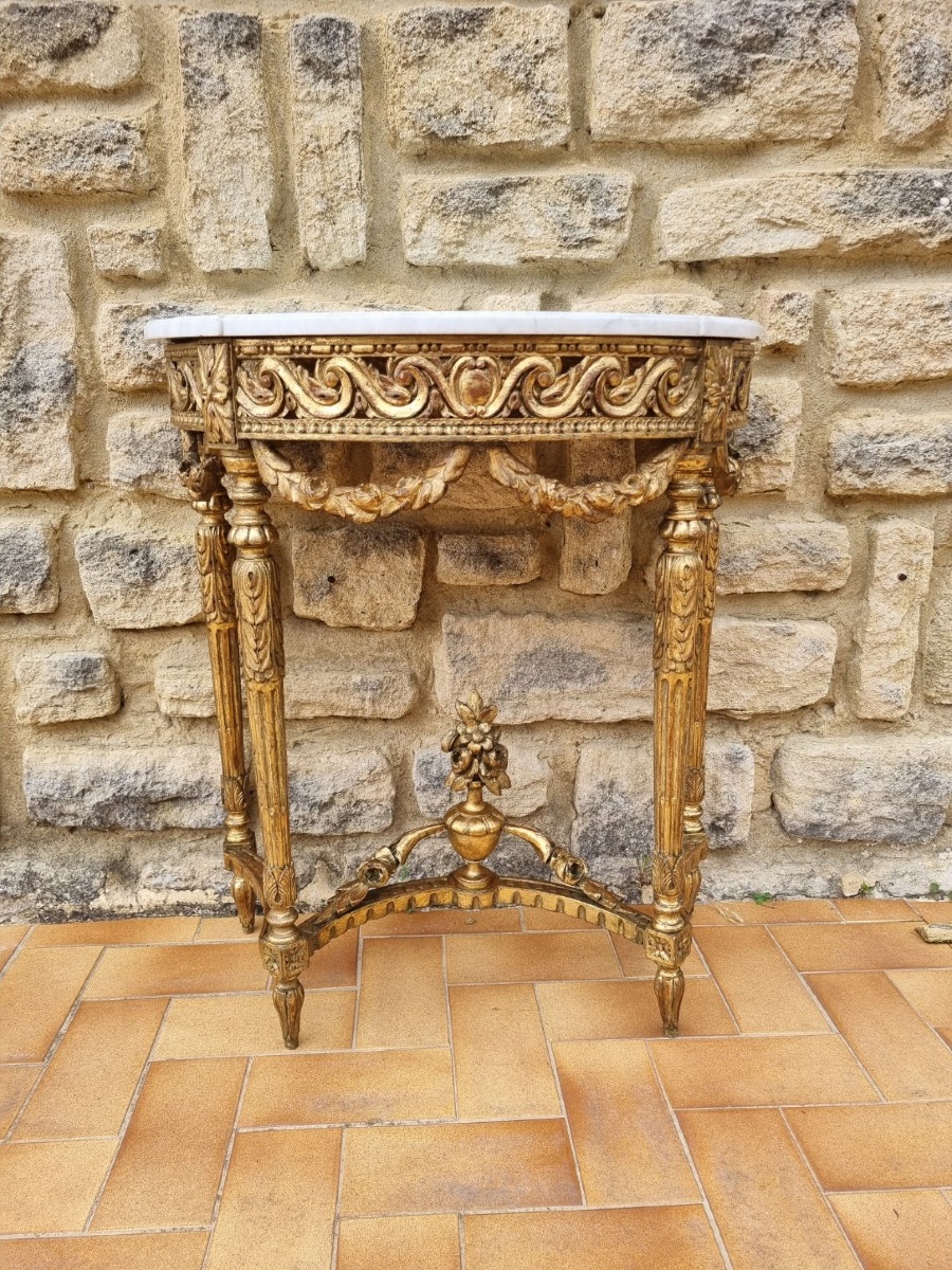 Console quatre pieds en bois doré et marbre blanc-photo-3