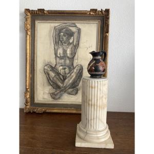 Oenochoé à Décors Rouges Sur Fond Noir