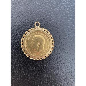 Sovereign Gold Pendant