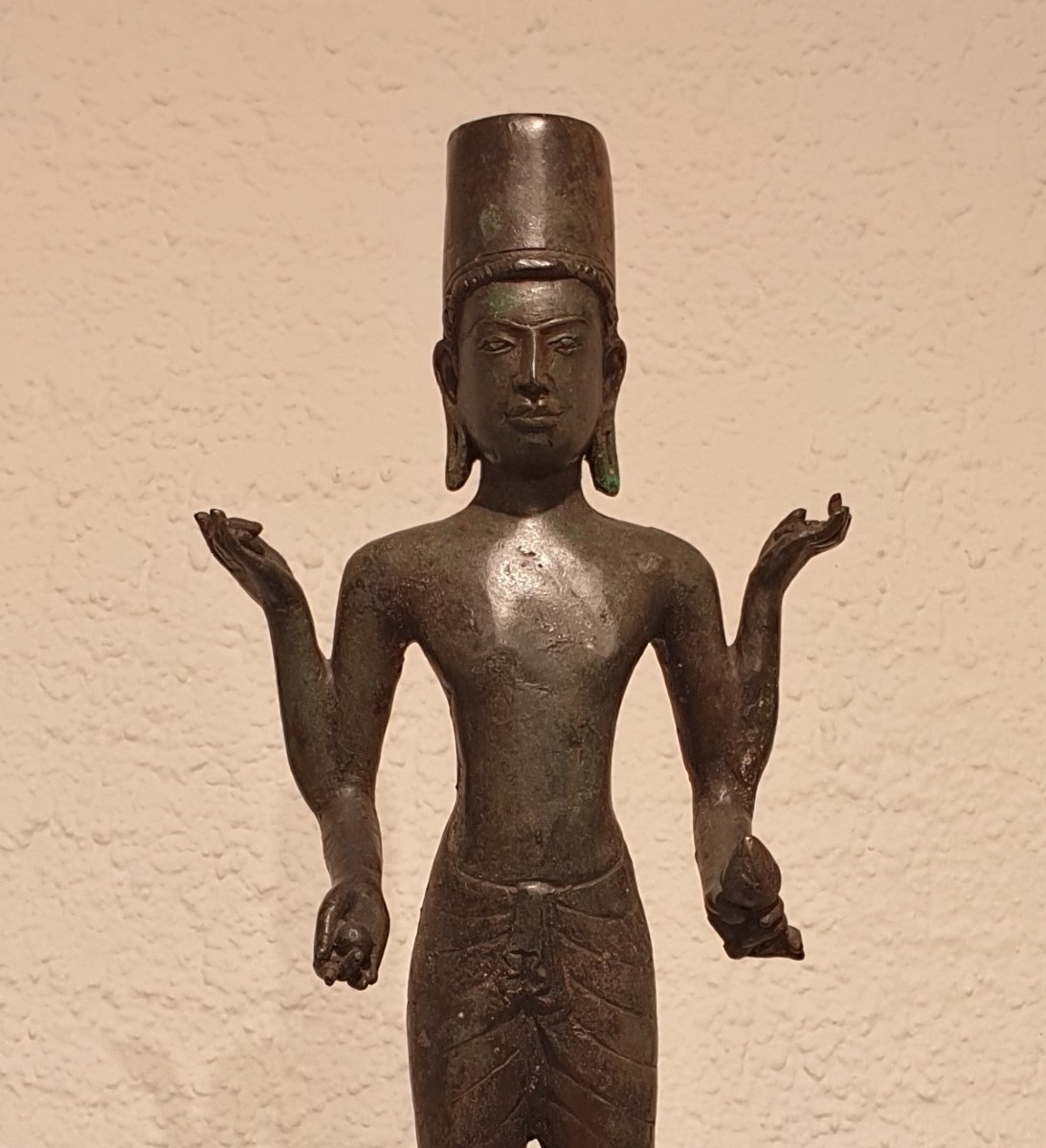 Cambodge - Vishnu en bronze - 41 cm