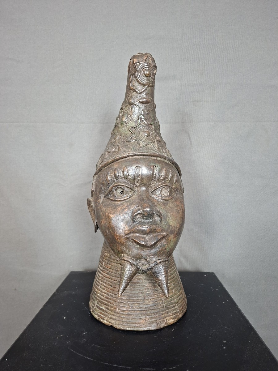 Royaume d'Ifé (Nigeria) - tête de dignitaire en bronze - 37 cm-photo-2