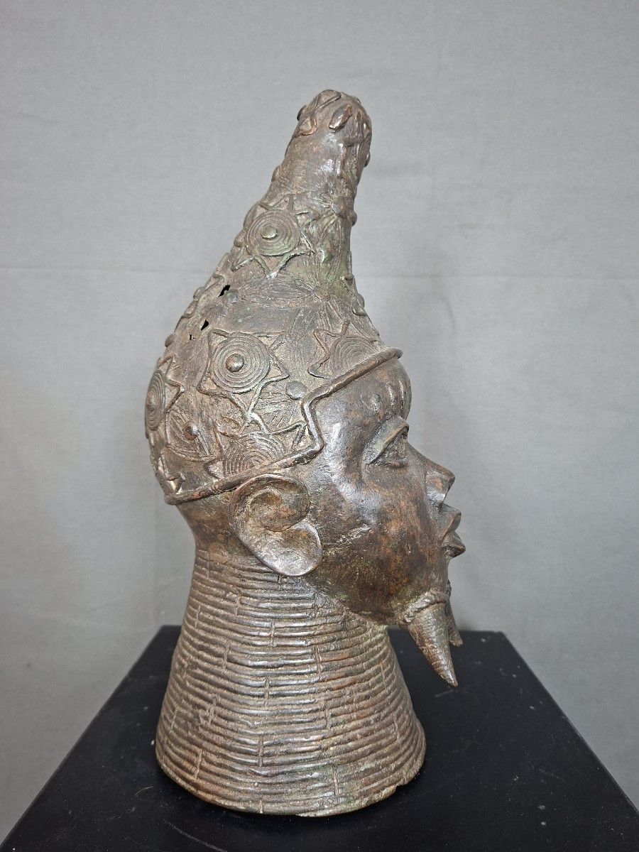 Royaume d'Ifé (Nigeria) - tête de dignitaire en bronze - 37 cm-photo-4