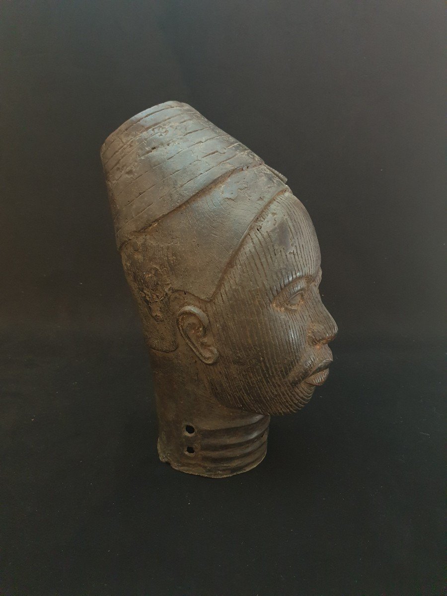 Kingdom Of Ifé - Head Of Dignitary Of The Oba-photo-1