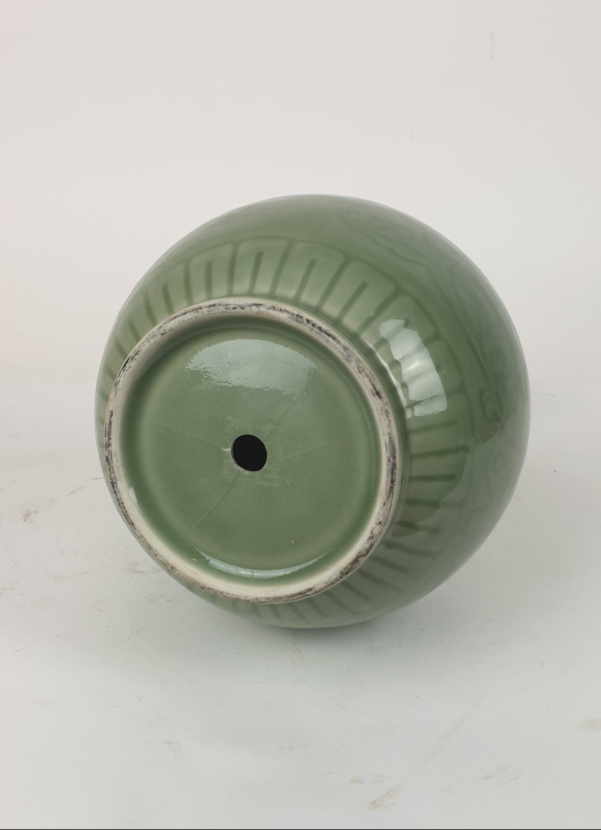 China - Celadon Green Porcelain Baluster Vase - 28.5 Cm-photo-3