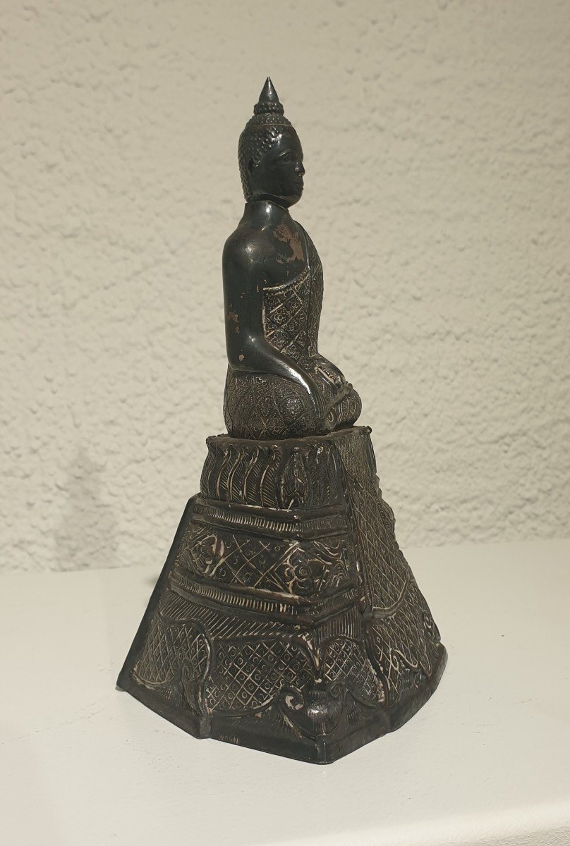 Thailand - Silver Buddha-photo-2