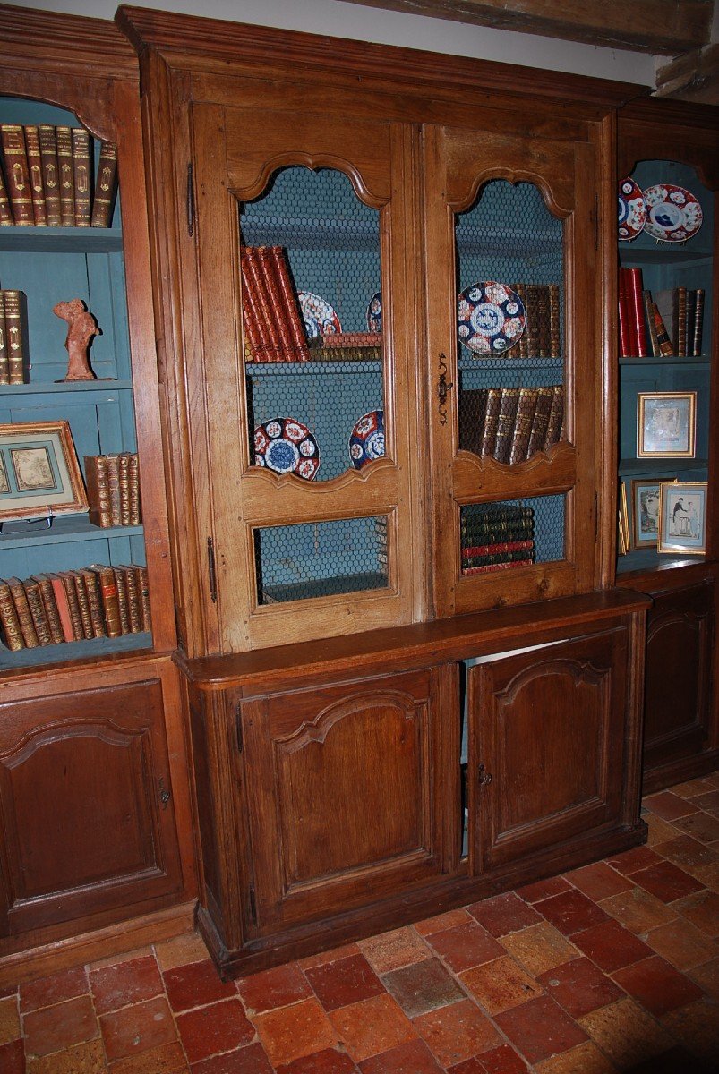 Bibliothèque De Boiserie En Chêne Du XVIII