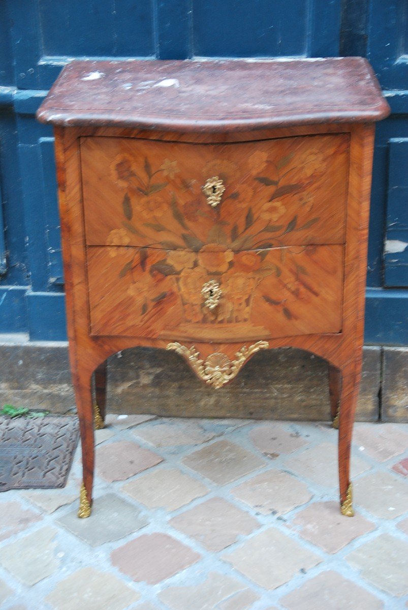Small Chest Of Drawers D Louis XV From The XVIII