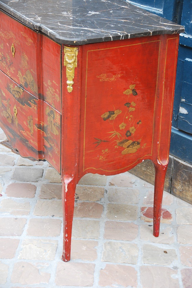 Commode En Vernis Martin à Fond Rouge  De Style Transition  XVIII-photo-7