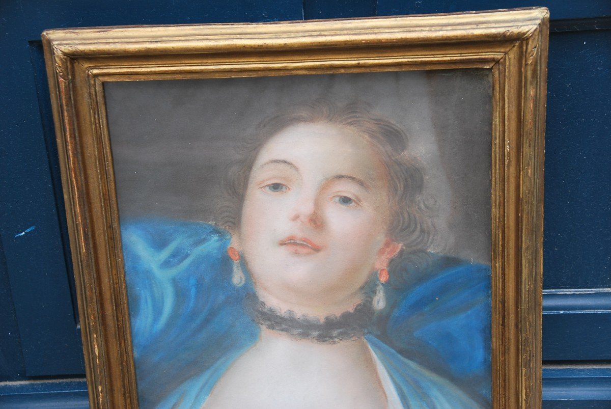 Pastel Jeune Femme XVIII suiveur de Boucher-photo-3
