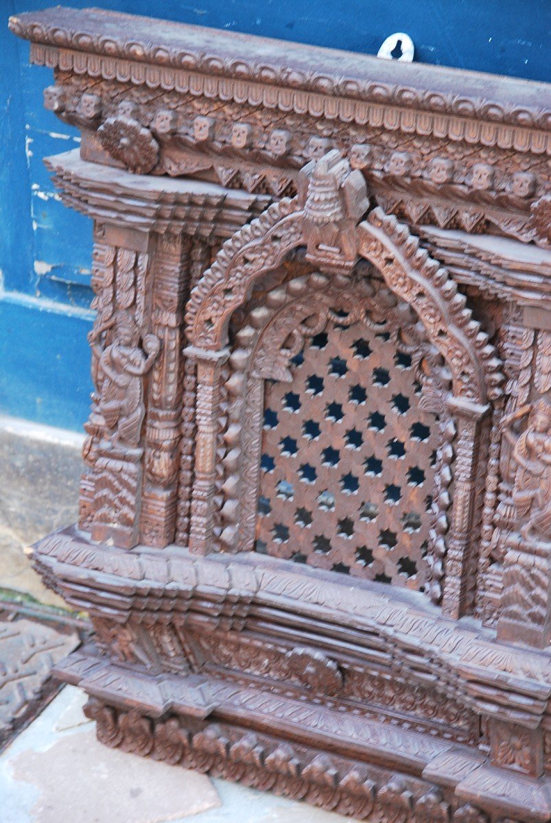 India, Rajastan, Carved Wooden Element-photo-7