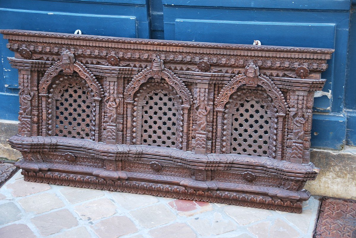 India, Rajastan, Carved Wooden Element-photo-8