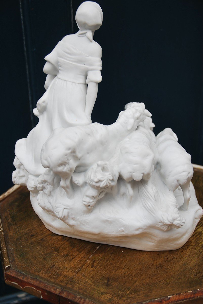 Biscuit Bergère Et Ses Moutons Sèvres  -photo-3